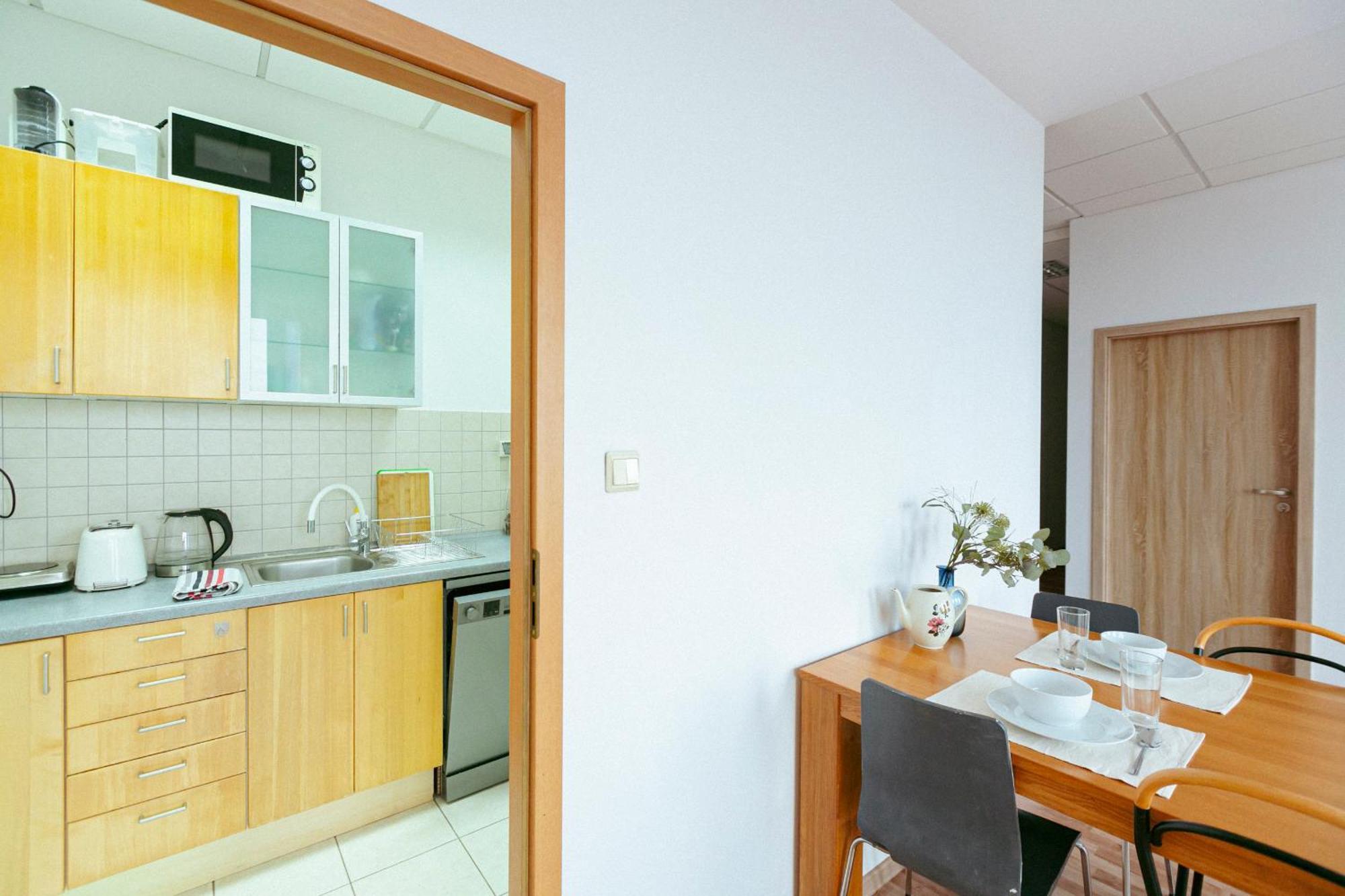 Hostel Metro Kabaty Варшава Экстерьер фото